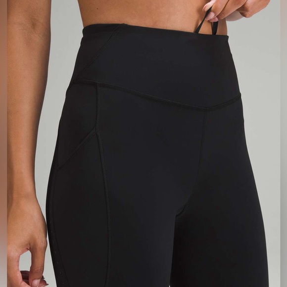 Lululemon Fast and Free High-Rise Tight 25" *Pockets - Picture 4 of 11